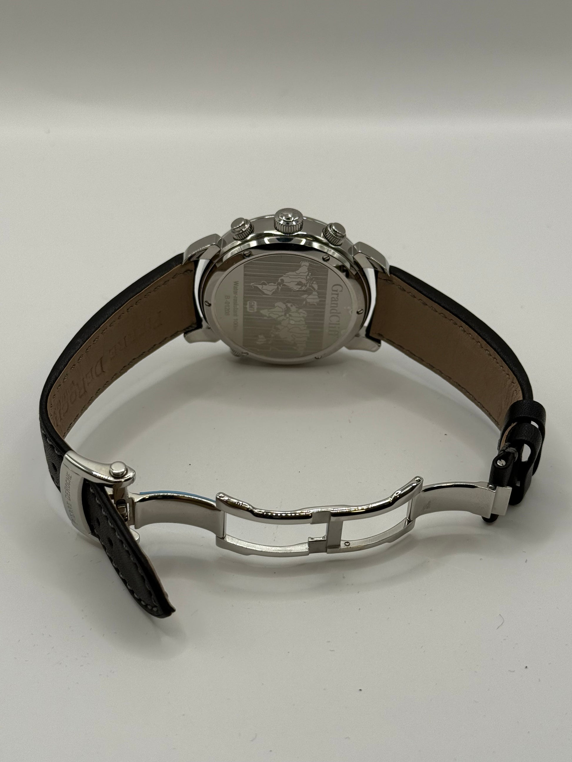 Pierre DeRoche Grandcliff GMT  B-01208 montre de luxe vue 3