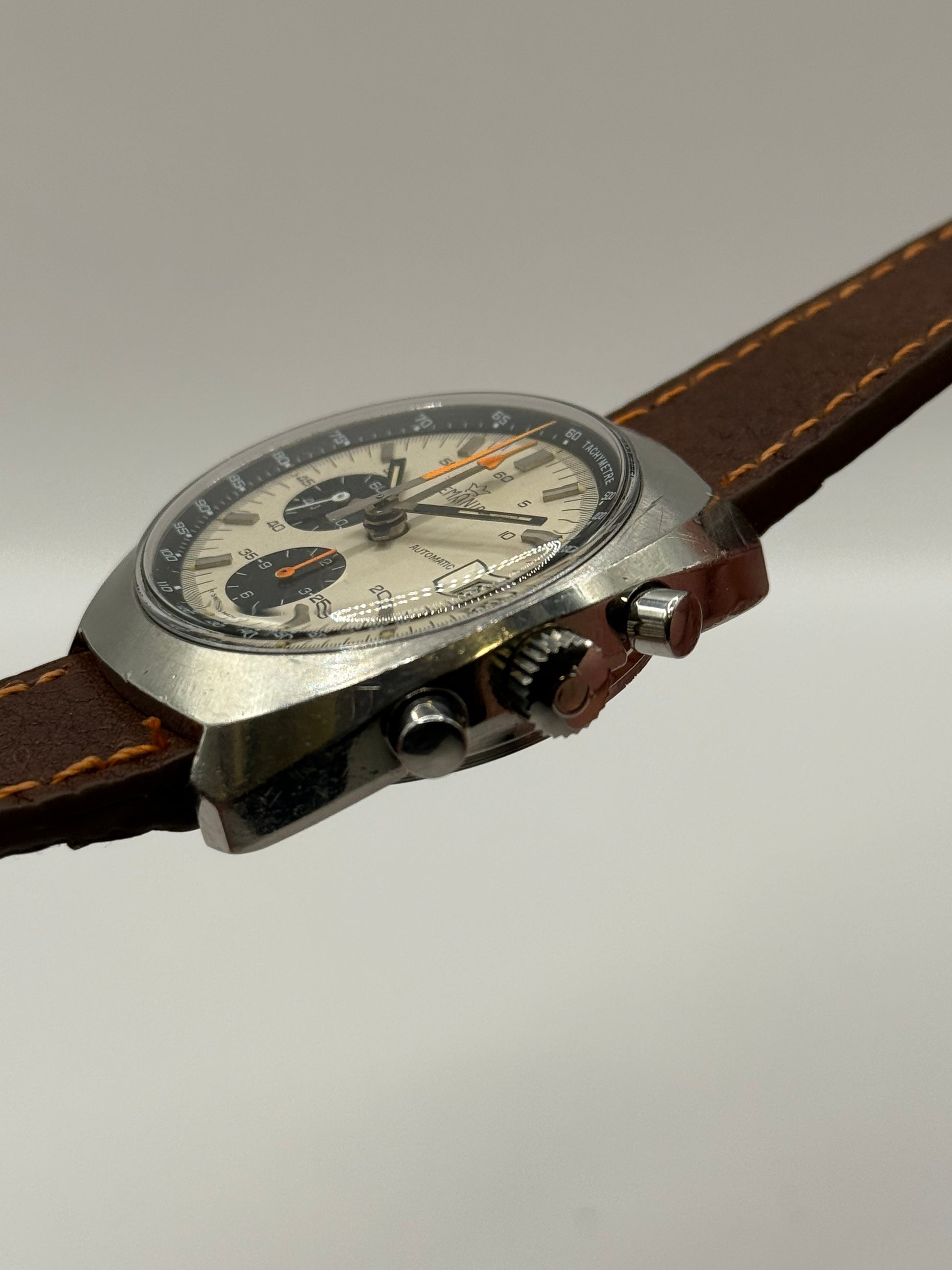 Lemania  Chronographe Automatique Ref. 1341 1341 39mm montre de luxe vue 4