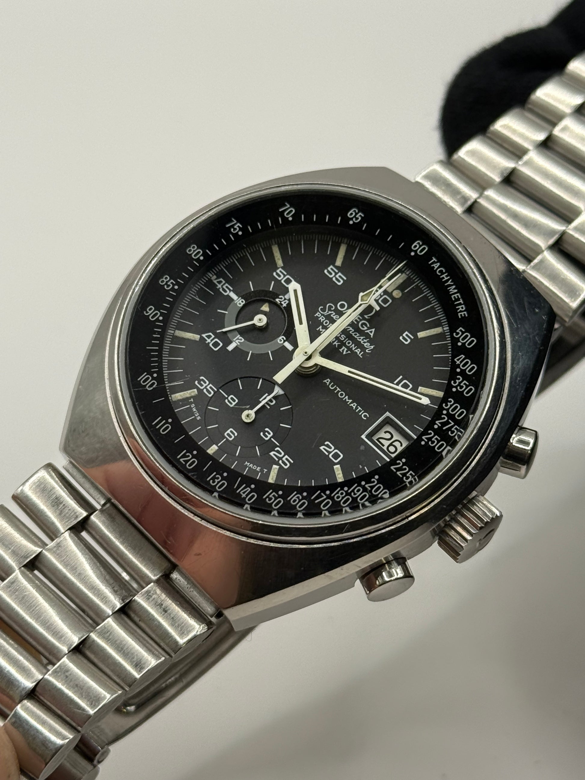 Omega speedmaster  41mm montre de luxe vue 3