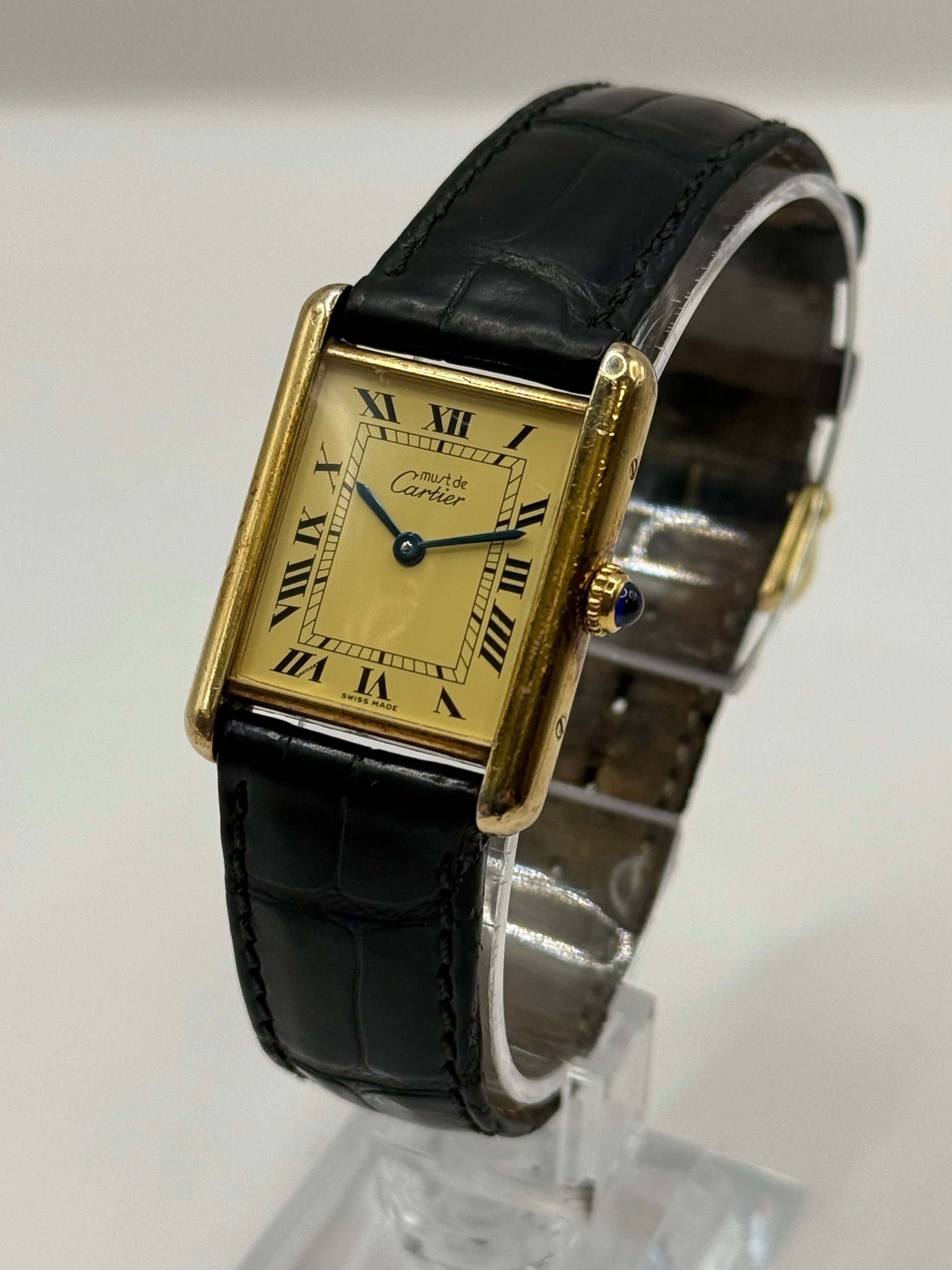 Cartier Tank Must 1985 montre de luxe vue 2
