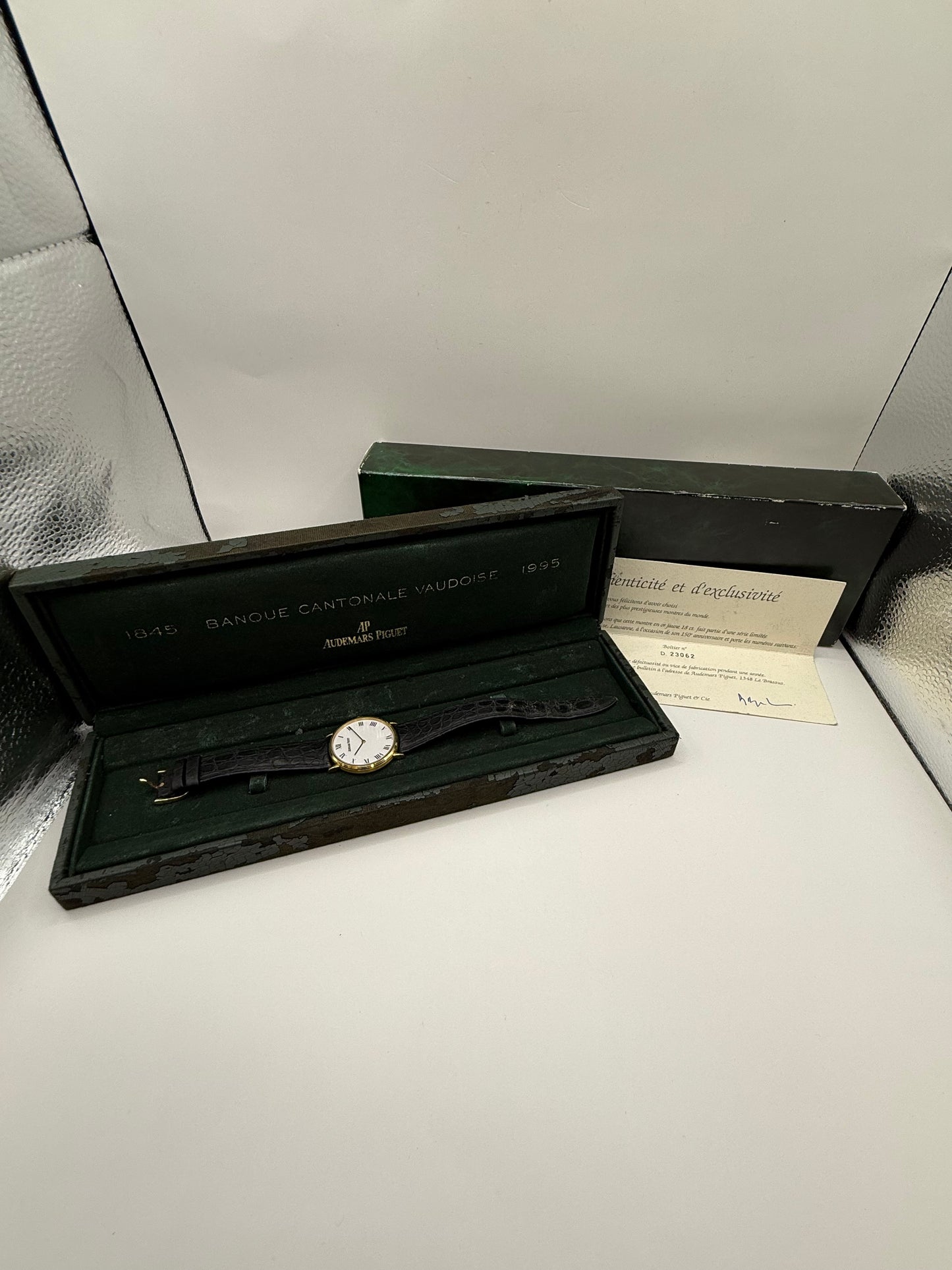 Audemars Piguet BCV BA.147.0.002 1995 31mm montre de luxe vue 6