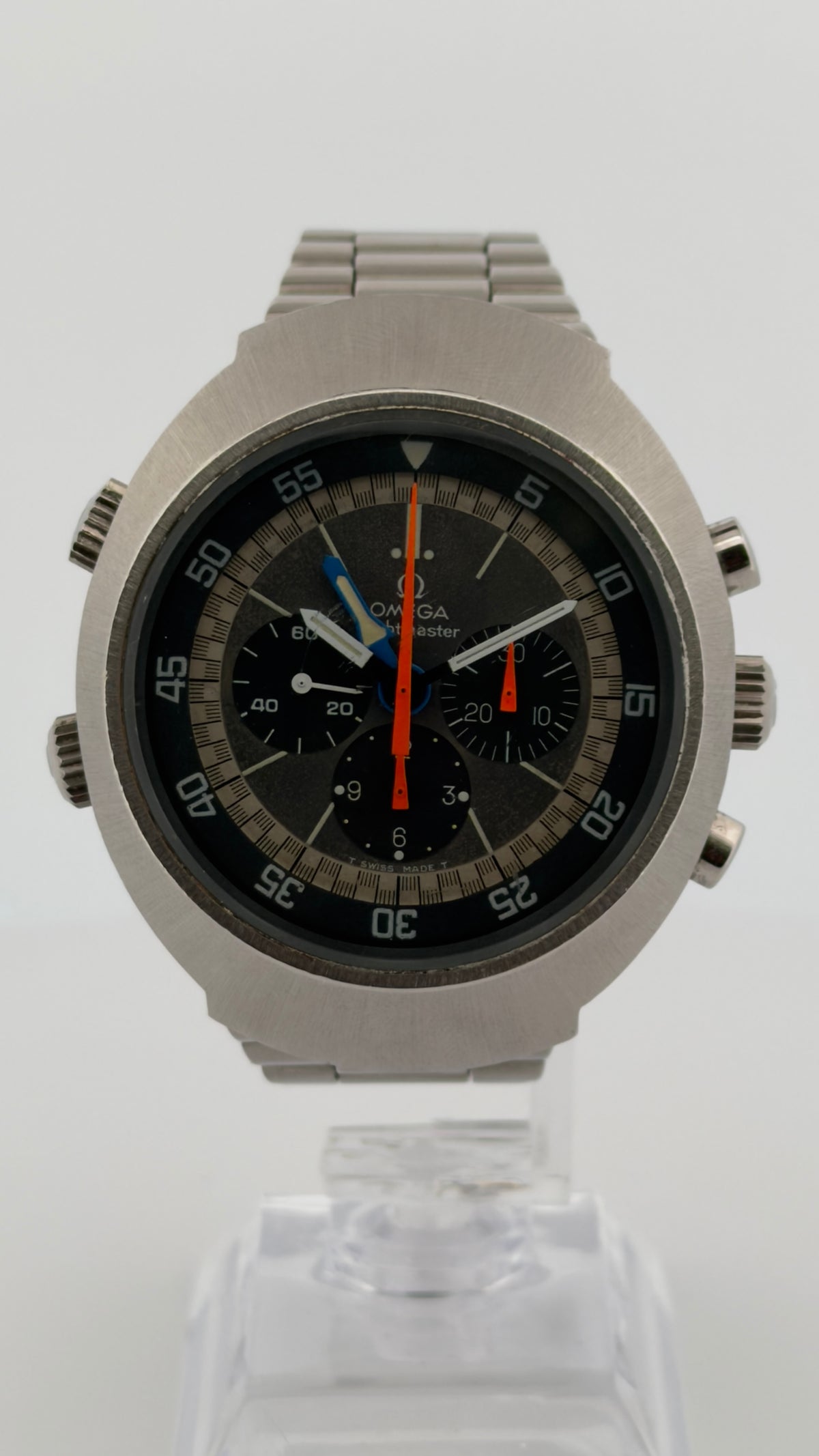 Omega Flightmaster  145.026 1970 52mm montre de luxe