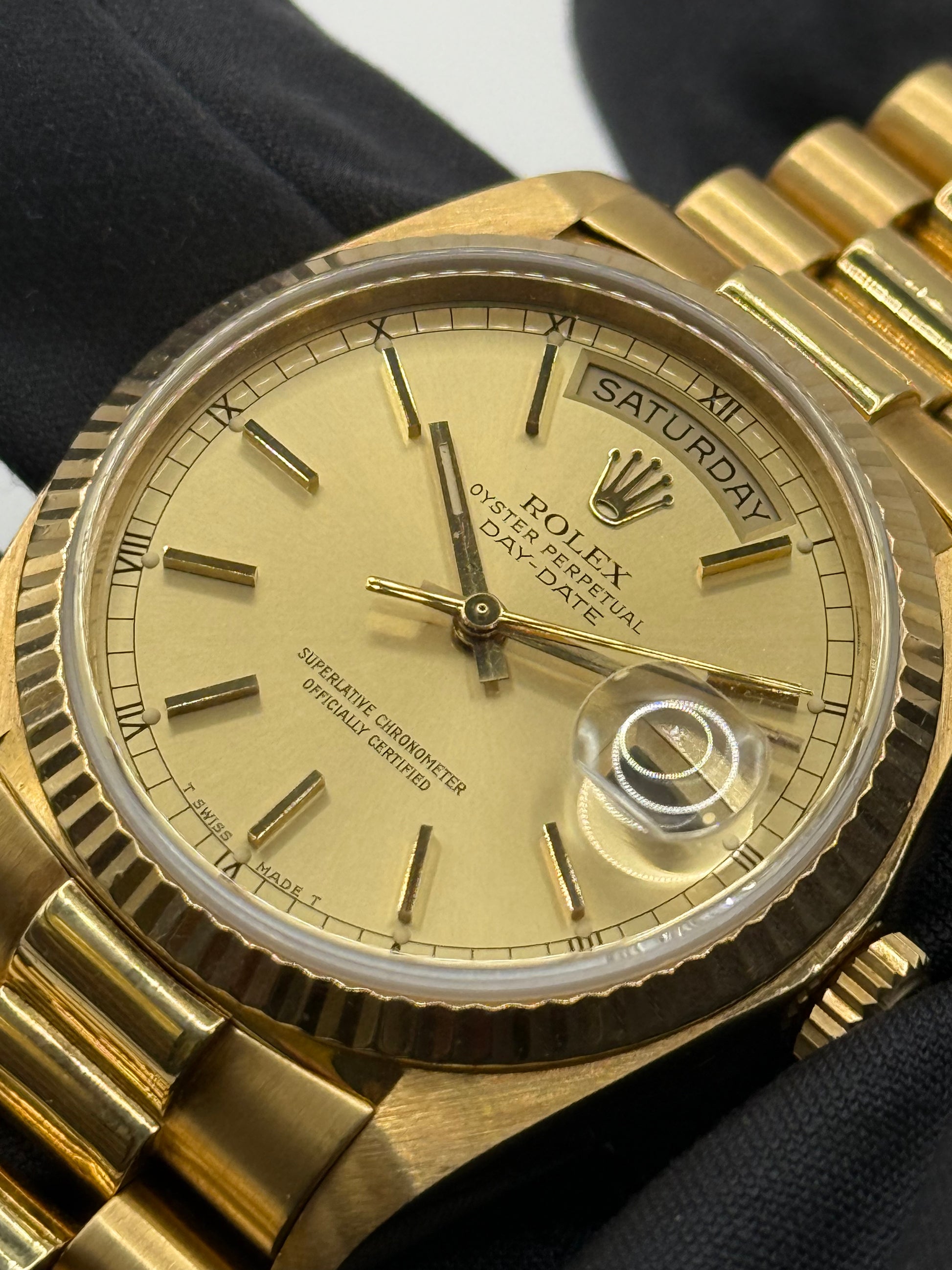 Rolex Day-Date  18038 1981 36mm montre de luxe vue 4