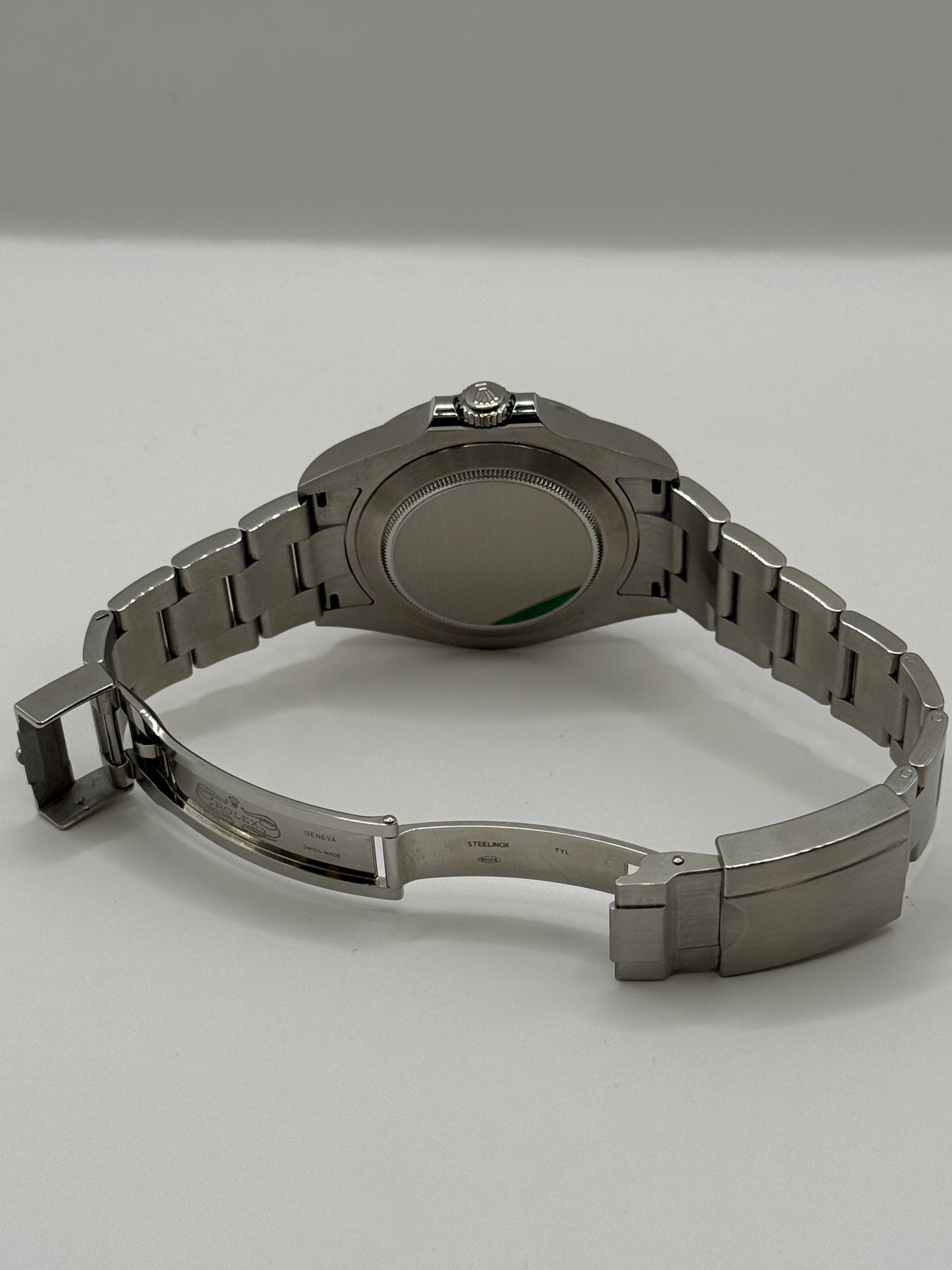 Rolex Explorer 2 226570 2023 40mm montre de luxe vue 4