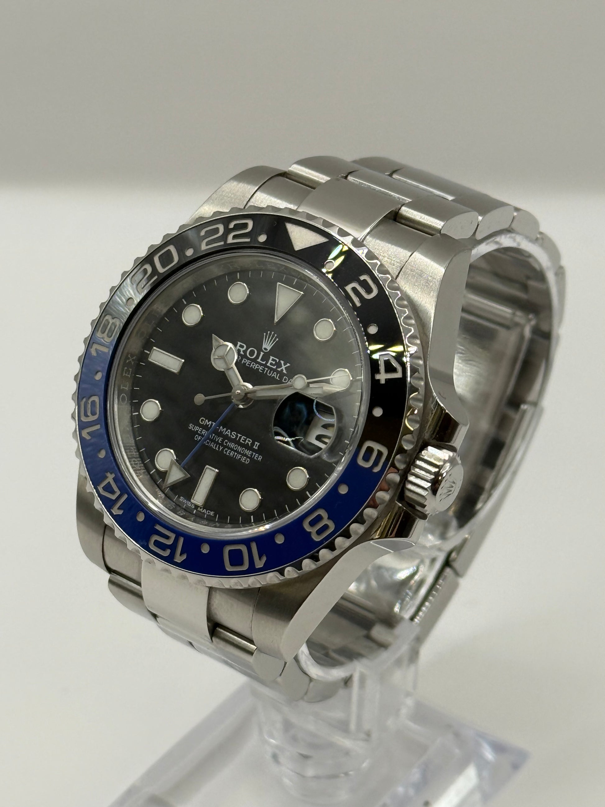 Rolex GMT Master 2 116710BLNR 2017 40mm montre de luxe vue 2