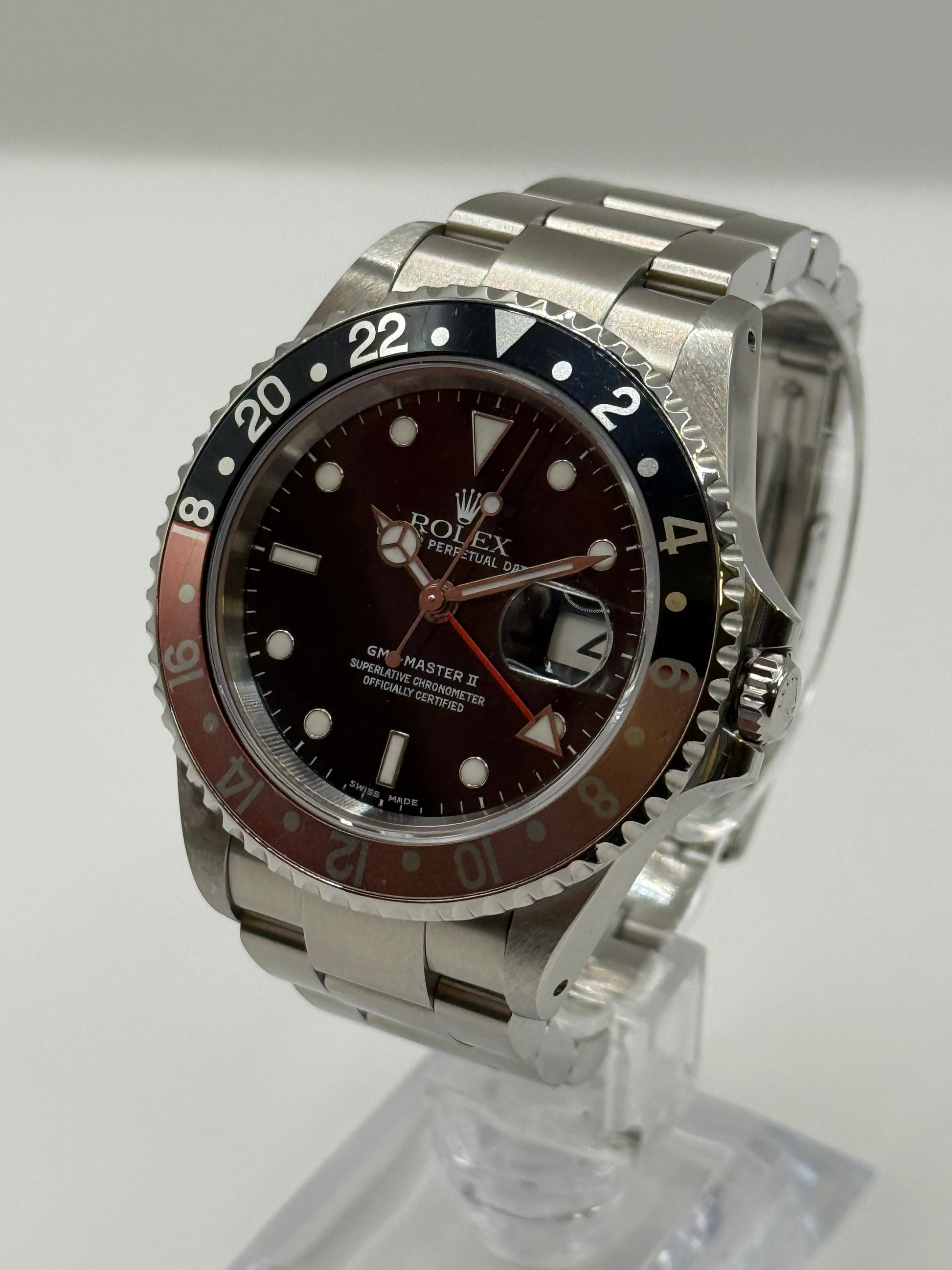 Rolex GMT Master 2 16710 2001 40mm montre de luxe vue 2