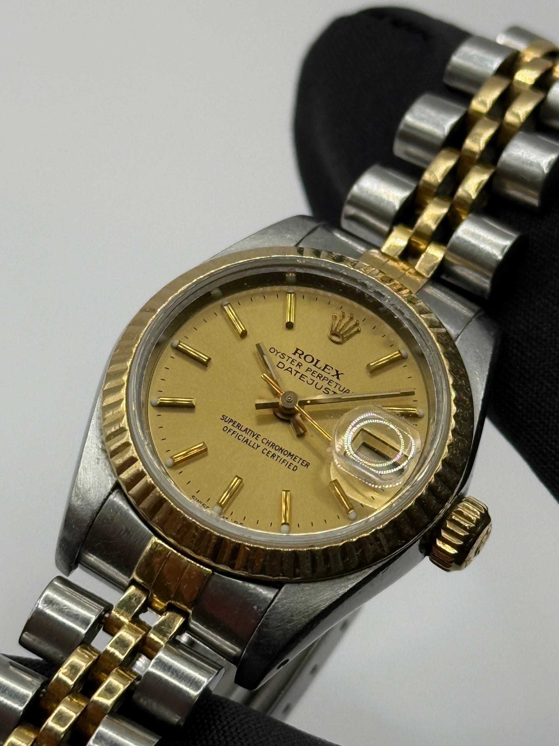 Rolex Lady Datejust 69173 1988 26mm montre de luxe vue 3