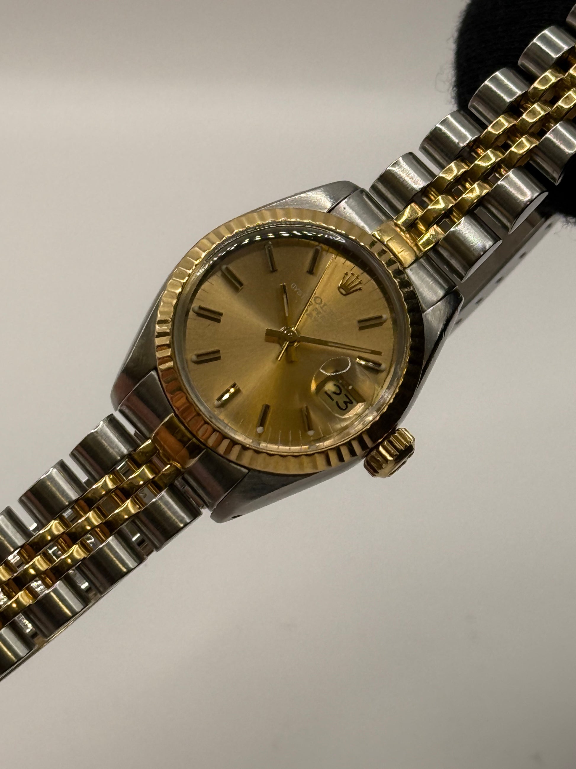 Rolex Lady Datejust 69173 1990 26mm montre de luxe vue 3