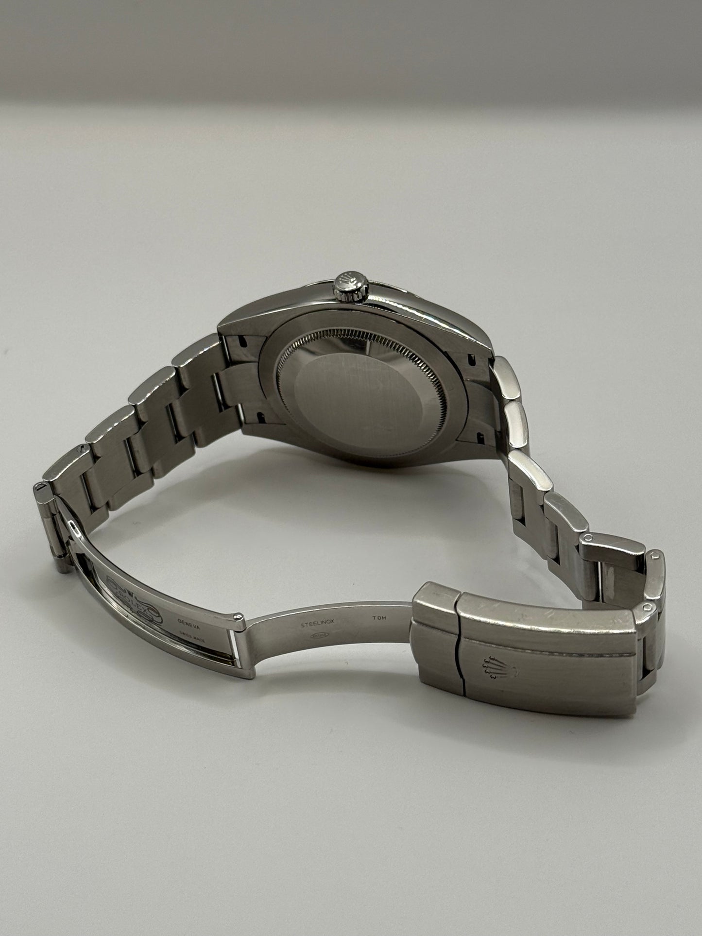 Rolex Oyster Perpetual  124300 2020 41mm montre de luxe vue 3