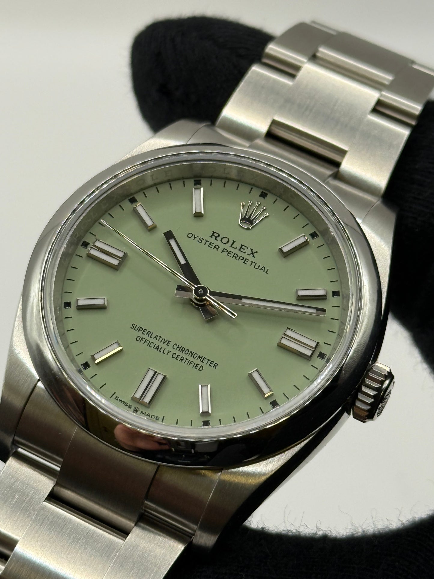 Rolex Oyster Perpetual  126000 2025 36mm montre de luxe vue 4