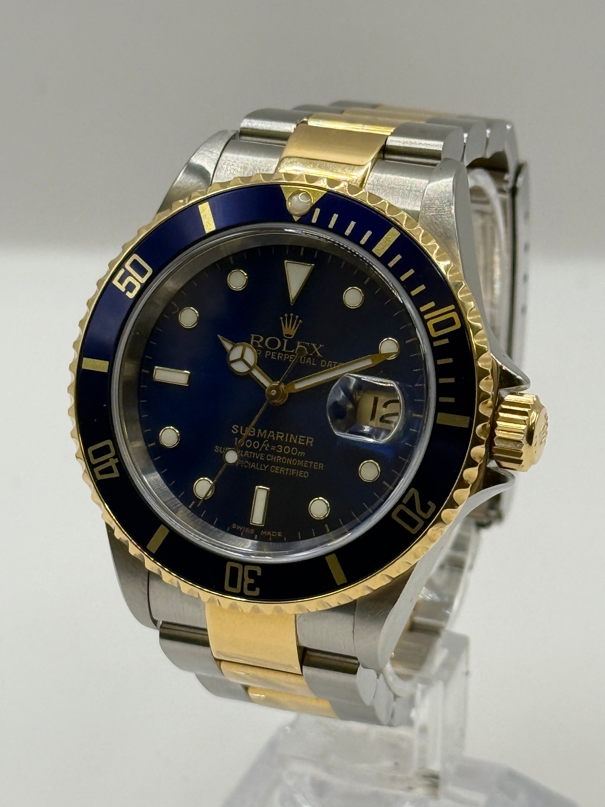 Rolex Submariner 16613 2003 40mm montre de luxe vue 2