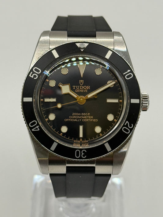Tudor Black Bay 54 79000N 2023 37mm montre de luxe