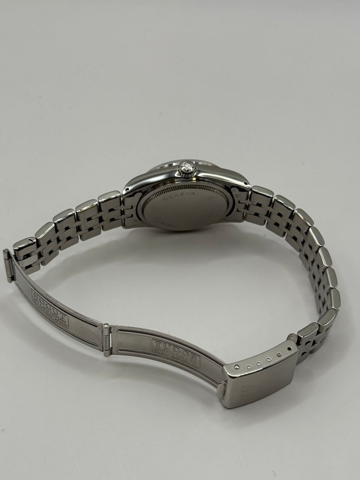 Tudor prince  72000 2006 31mm montre de luxe vue 4
