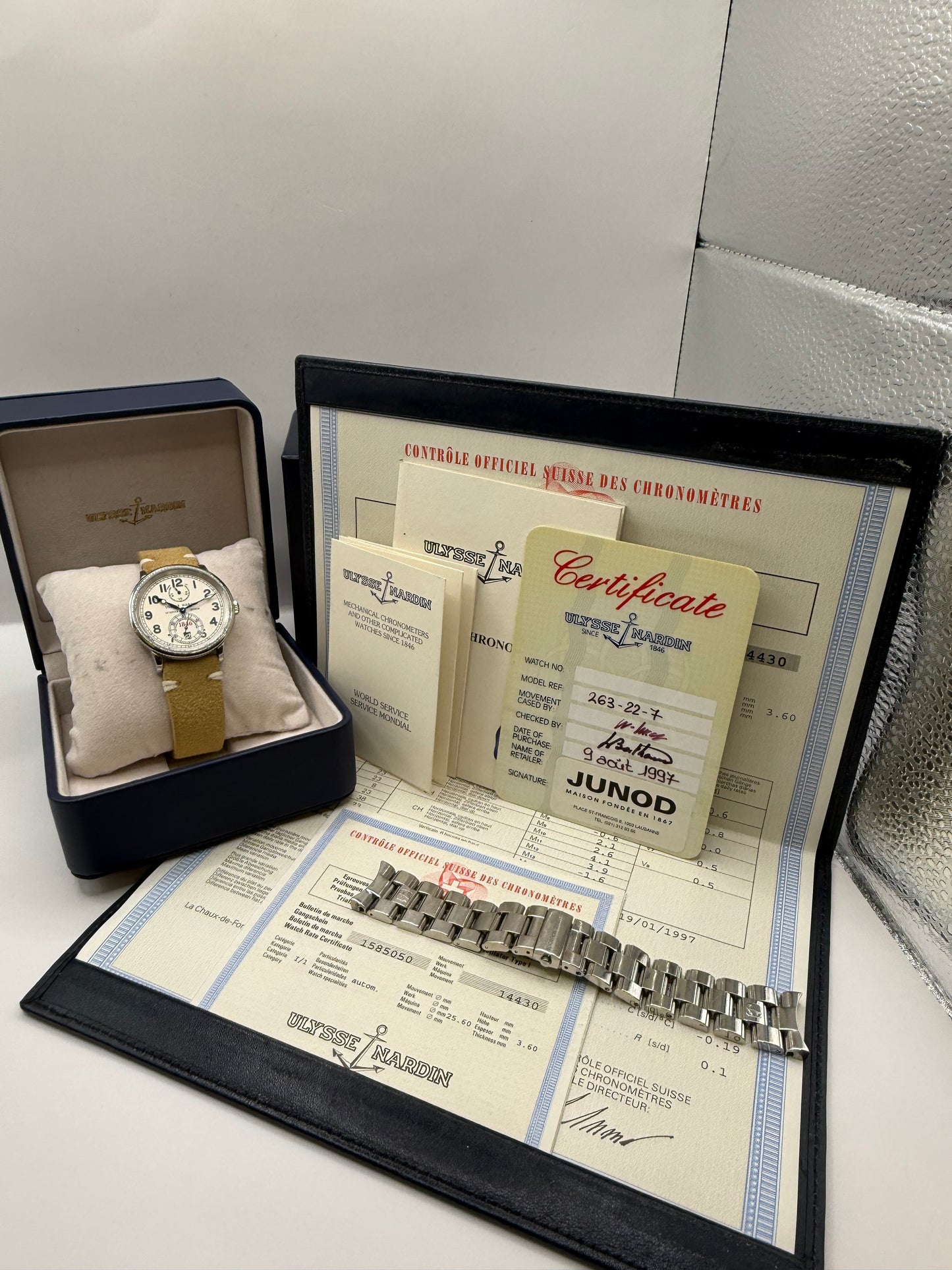 Ulysse Nardin Marine  263-22-7 38 montre de luxe vue 7